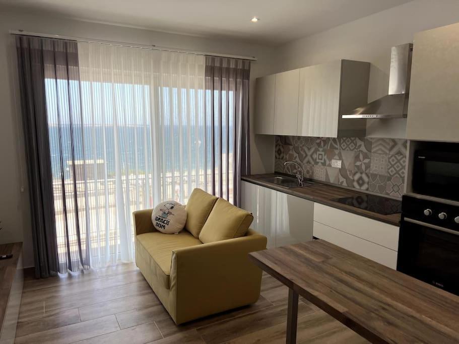 Bugibba Seafront Bliss Apartment